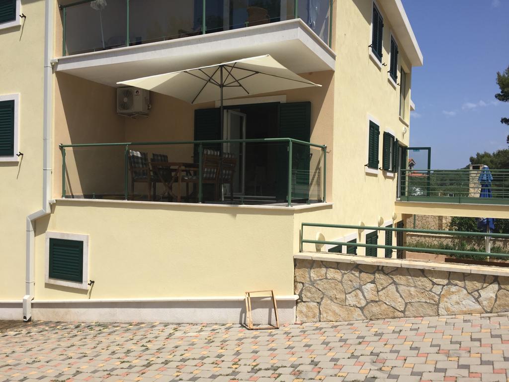Apartment Maestral Rogač Exterior foto